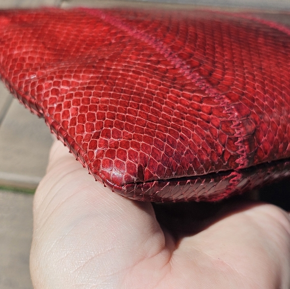 Vtg. Red phyton leather clutch purse - Picture 3 of 8